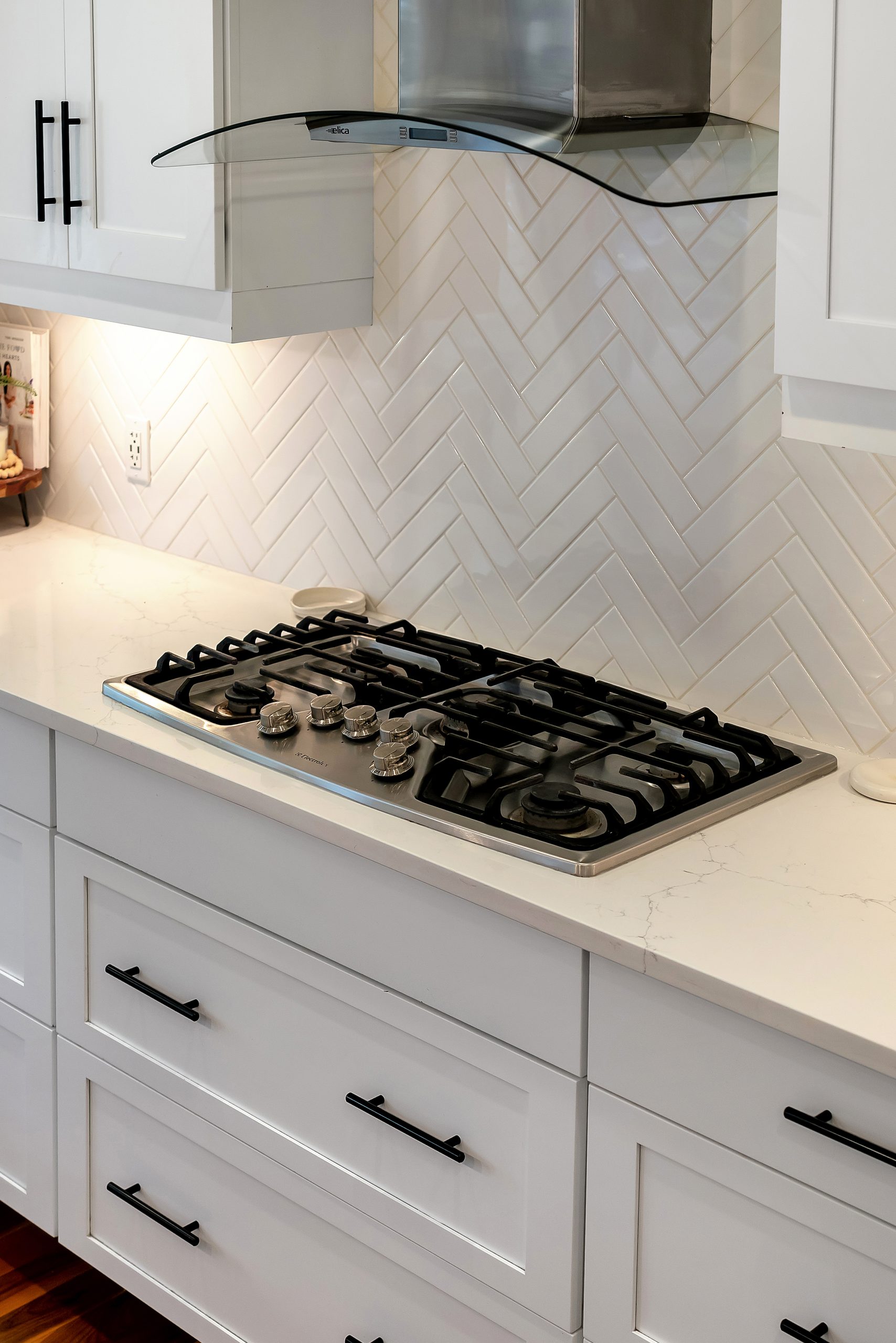 Gas cooktop