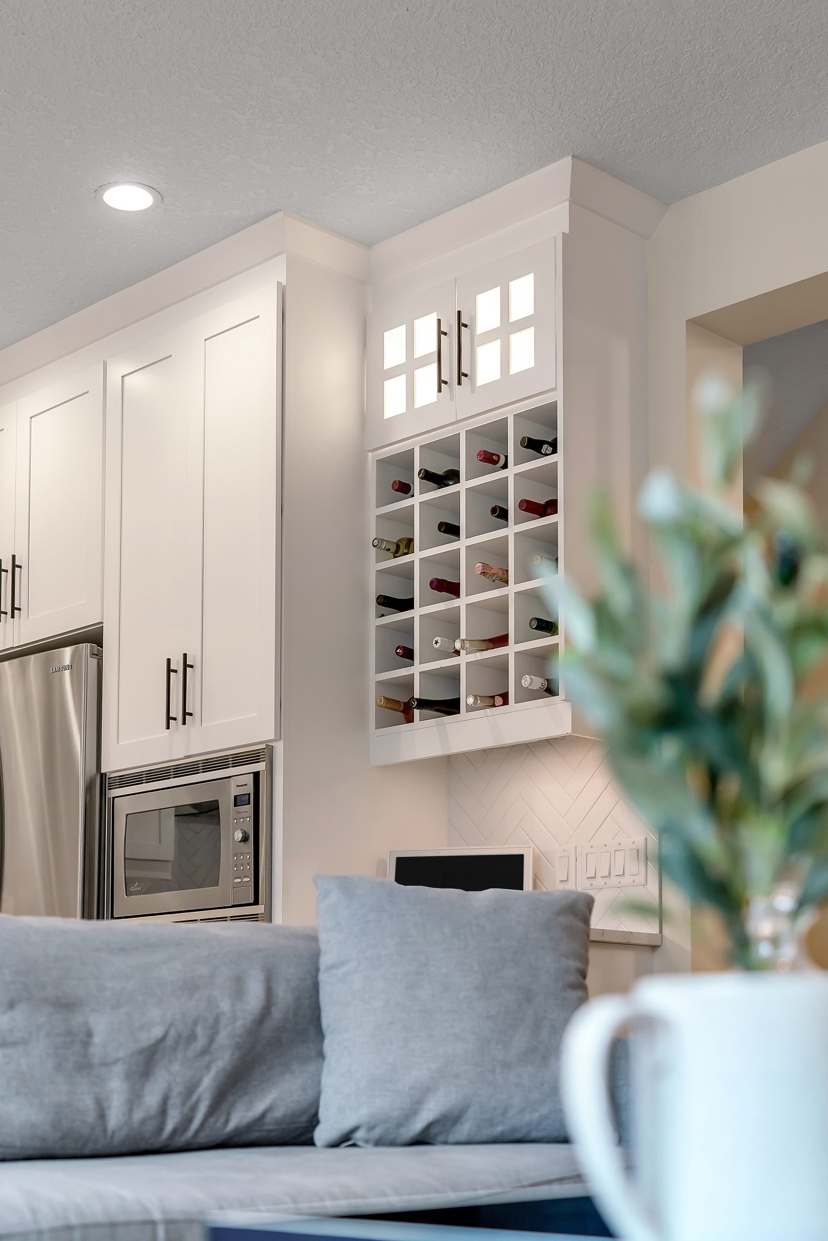 Built-in wine storage