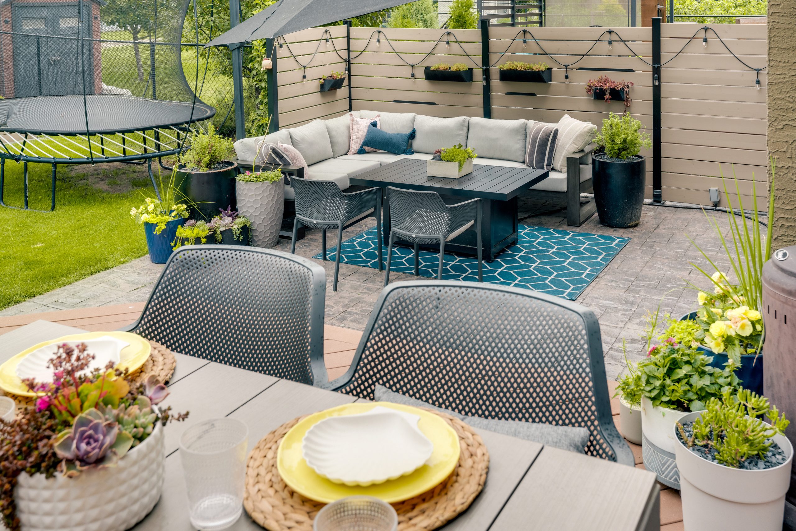 Patio lounge